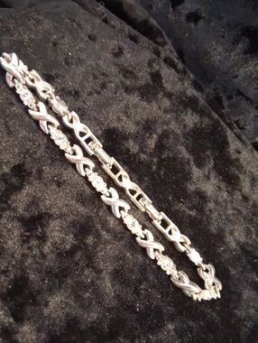 Avon Silver-Tone Linked Cris Cross Bracelet with Clear Crystal Accents